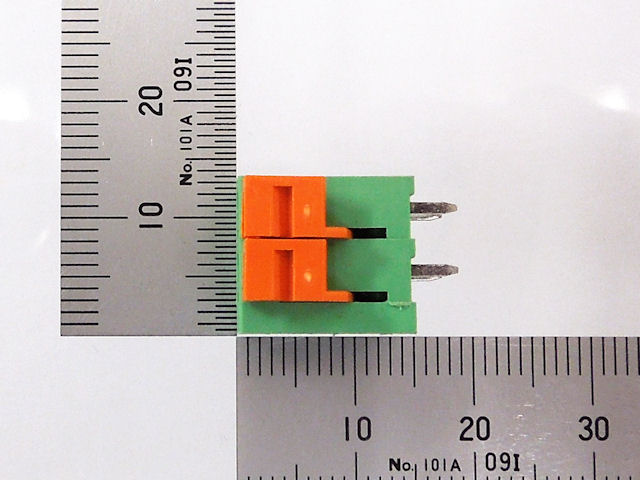 ターミナルブロック 2P 緑 縦: ケーブル・コネクター 秋月電子通商