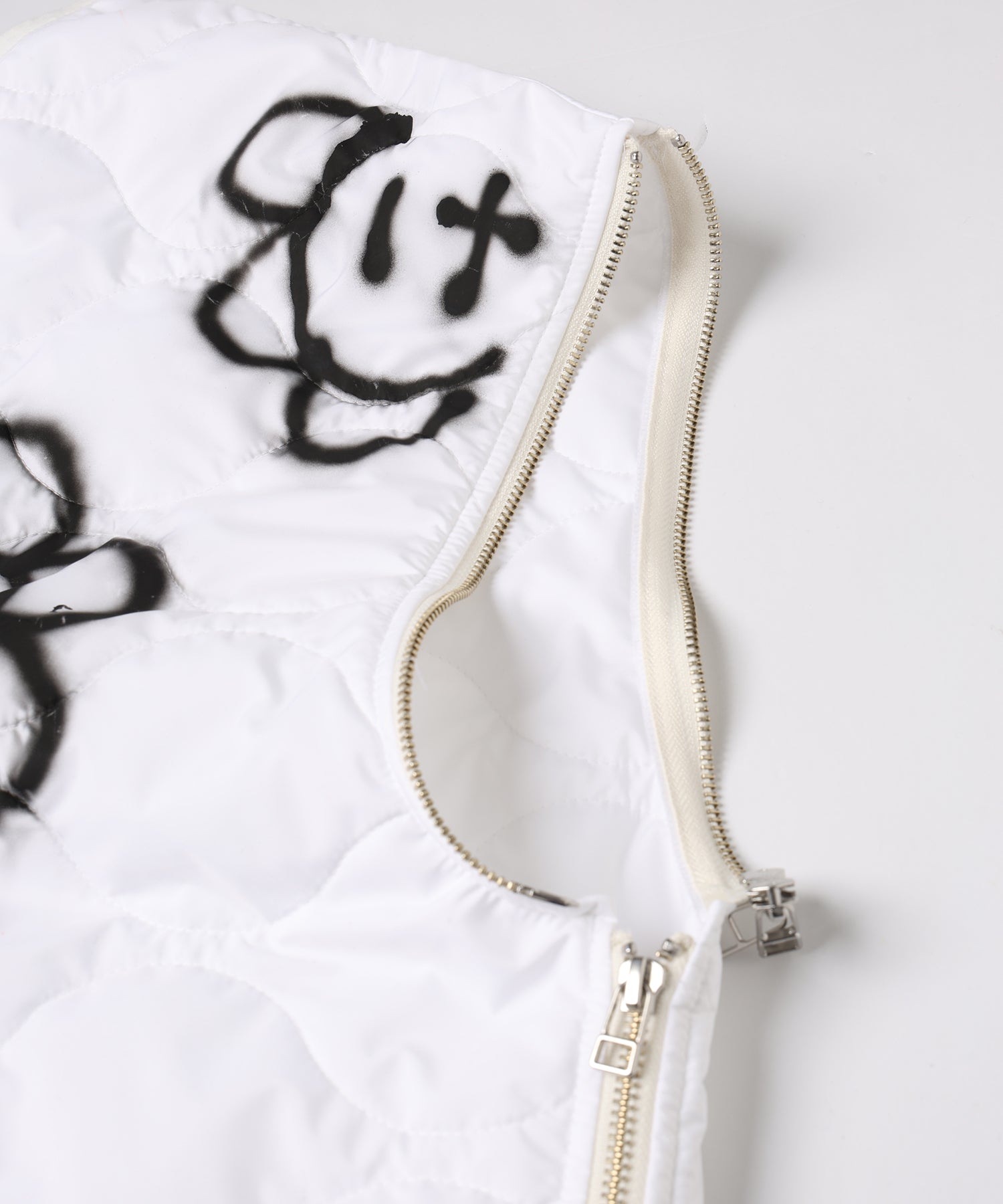 GUERNIKA QUILTING BLOUSON – ANLIO（アンリオ）