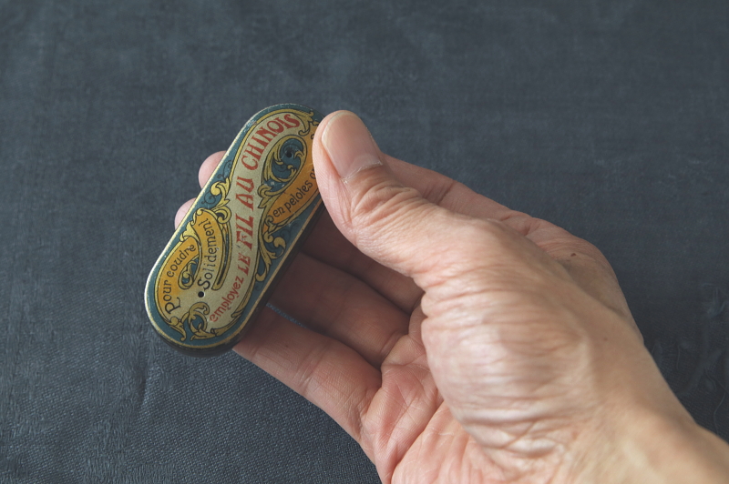 フランスの糸巻きケース fil au chinois ボビンケース フランス