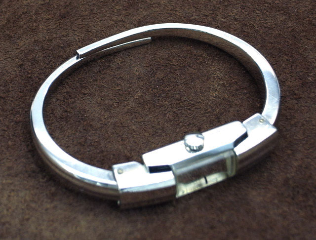 チャンドラー バングル型時計 手巻き式 | アンティーウオッチマンは