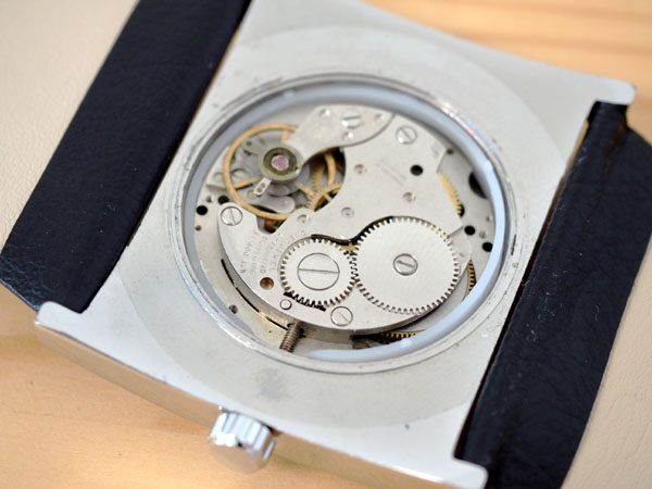 ゾディアック ジャンピングアワー 機械式デジタル時計 メカデジ 手巻き