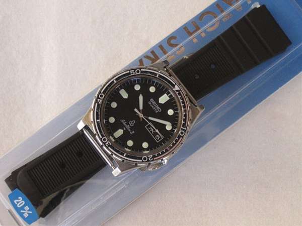 セイコー ダイバー シルバーウェーブZ 7123-8250 クオーツ SEIKO