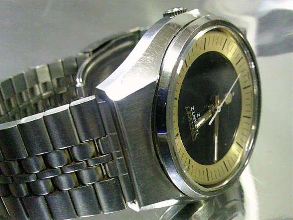 セイコー QZ 0920-8010 1980年代希少モデル すり鉢状サークル | アン