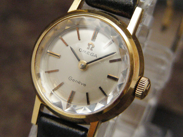 オメガ ジュネーブ 可愛らしいレディースモデル 18KYG 手巻き カット