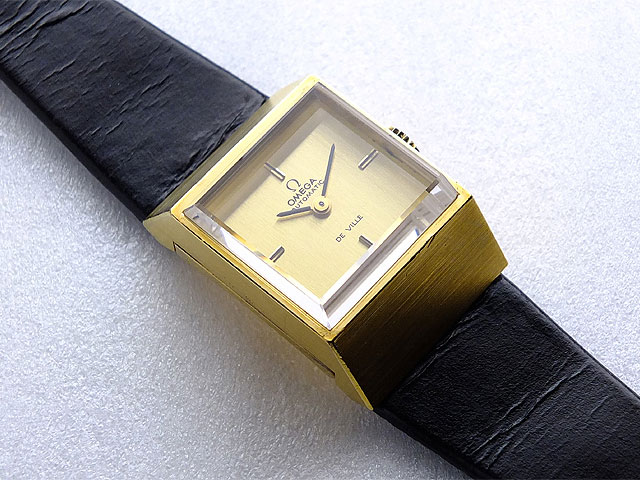 オメガ デビル レディース 稀少 ピラミッド型ケース Cal.662 自動巻き