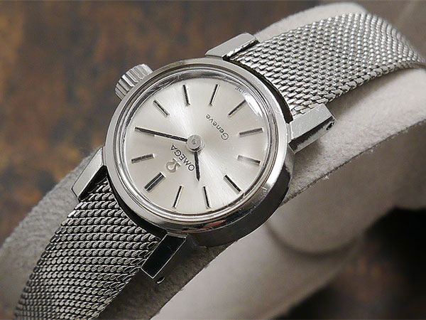 オメガ ジュネーブ ラウンド シルバーダイアル 手巻き 社外メッシュ
