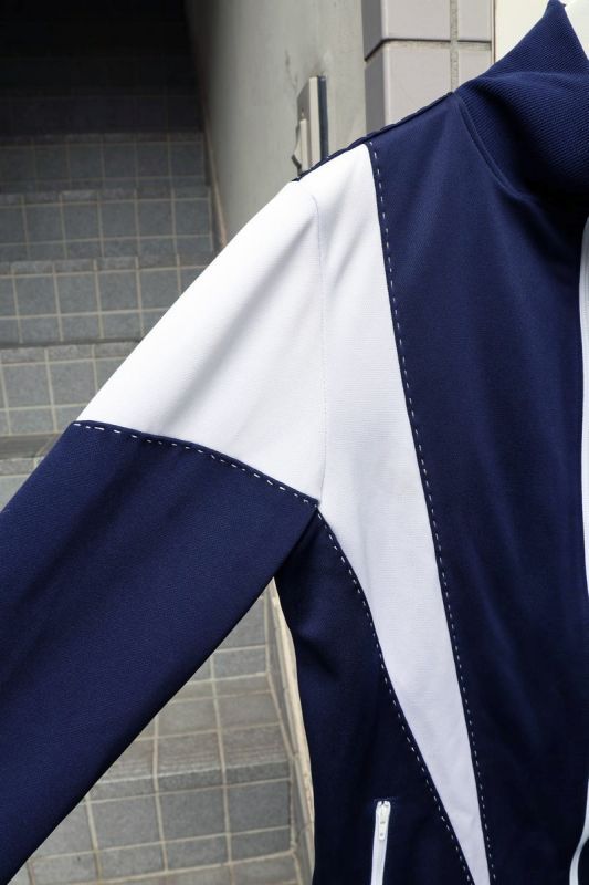 keisuke kanda（ケイスケカンダ）の手縫いのジャージコートを販売。