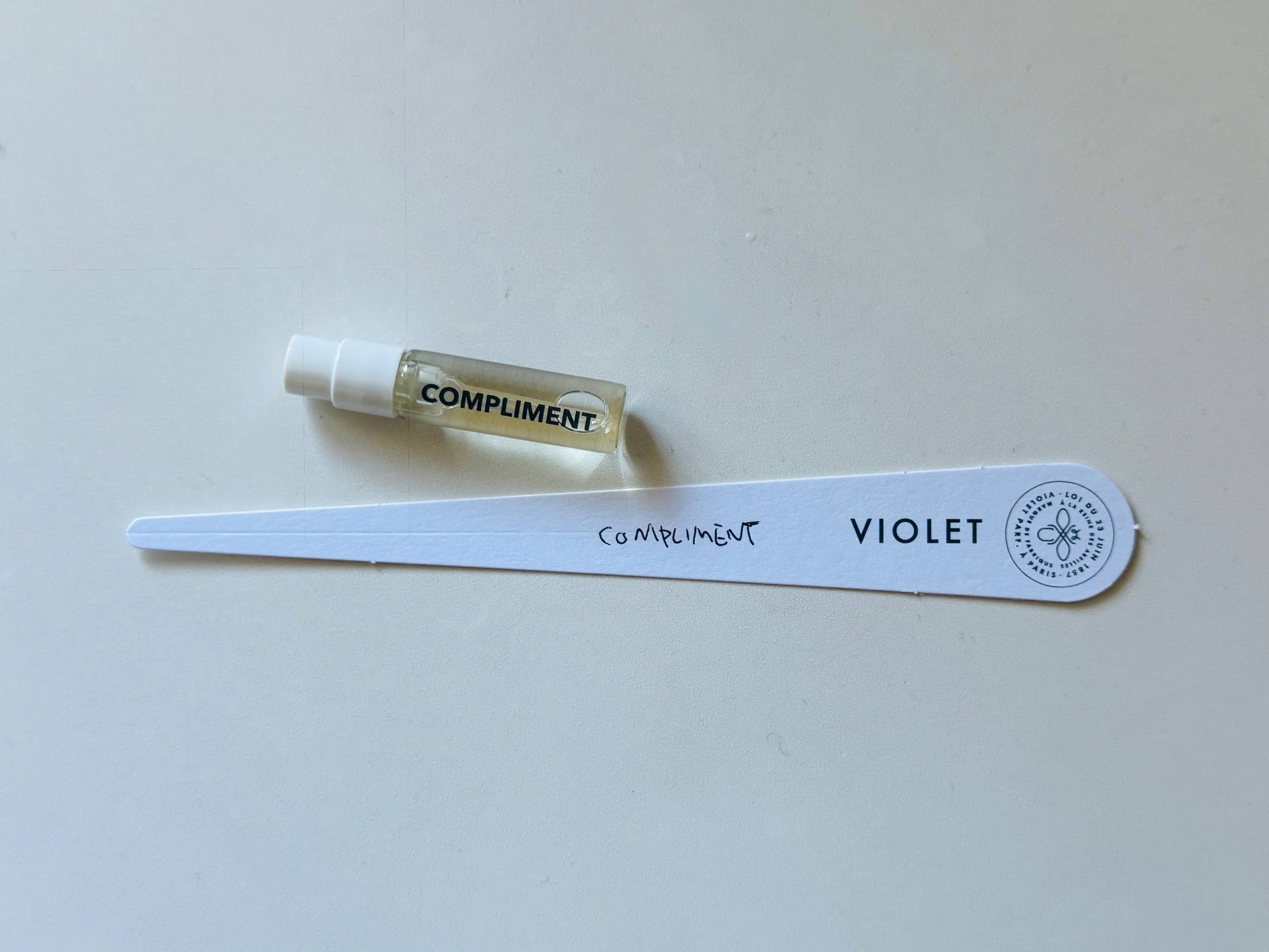 Maison Violet | Compliment。花々の完璧な協奏曲、期待を裏切らない調