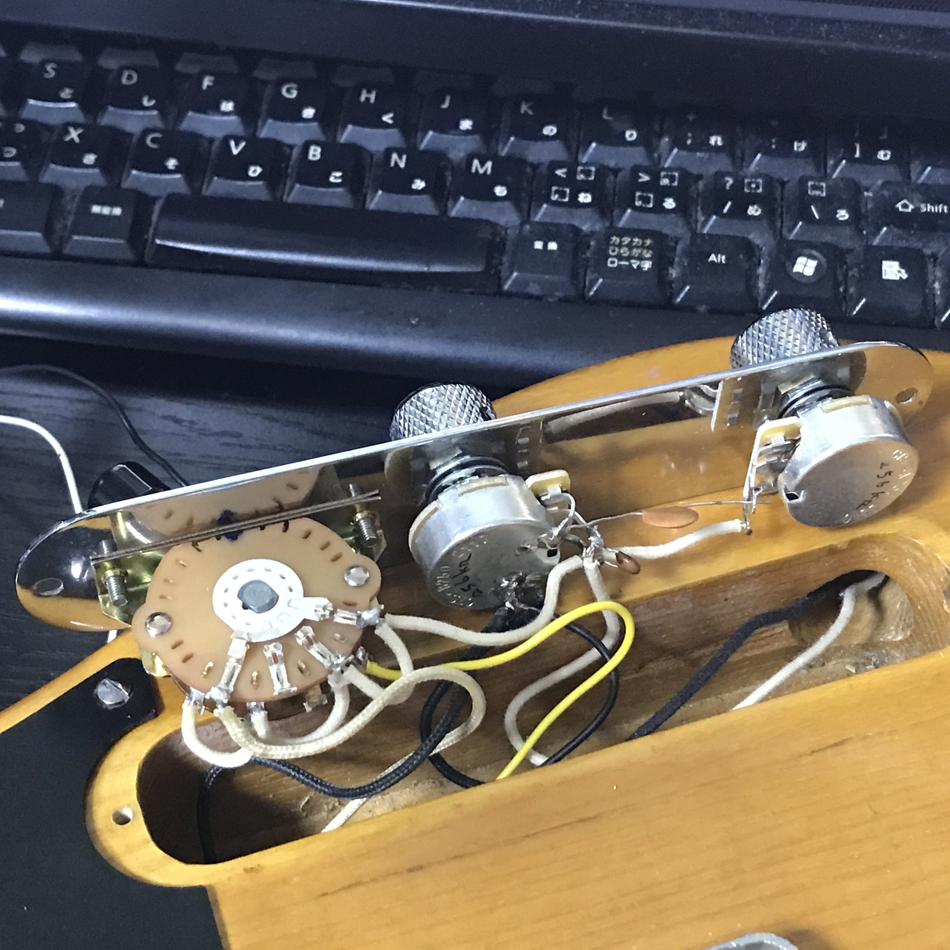 謎テレキャスの正体を探れ！って話｜小波津セイイチ