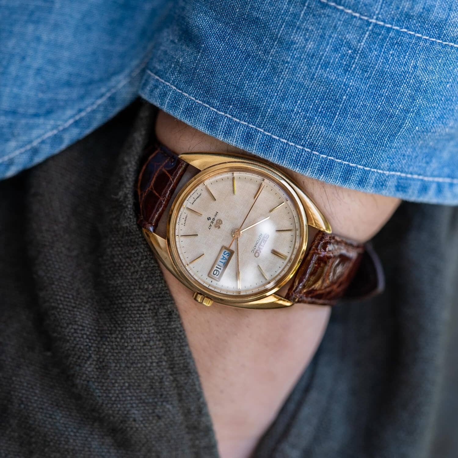 GRAND SEIKO Hi-BEAT 5646-7005 YG Linen Dial / グランドセイコー