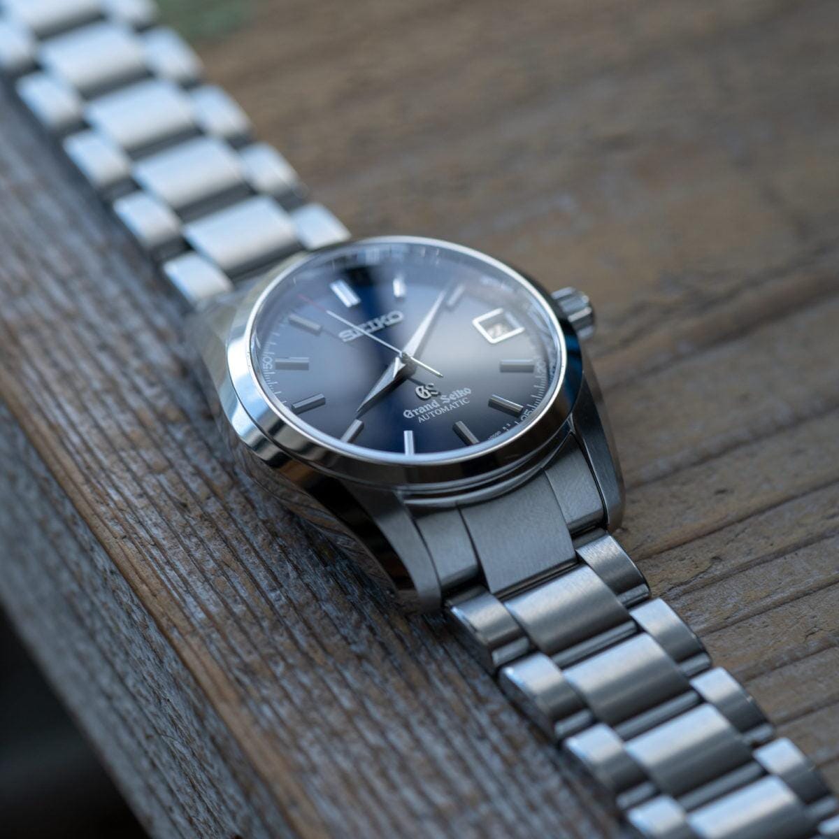 グランドセイコー SBGR073 ネイビーダイアル / GRAND SEIKO | ARBITRO