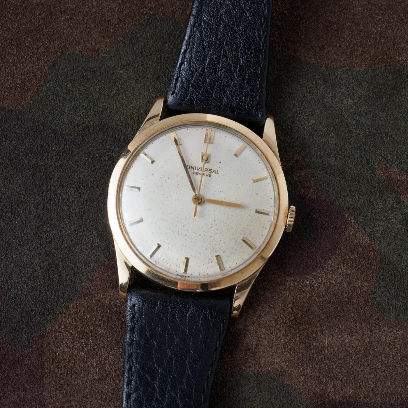 ユニバーサル・ジュネーブ 1950年代 シンプルな3針時計 / UNIVERSAL