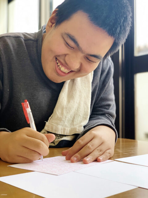 小川翔陽 | 作家 | art bridge – もっと身近にインクルーシブアート