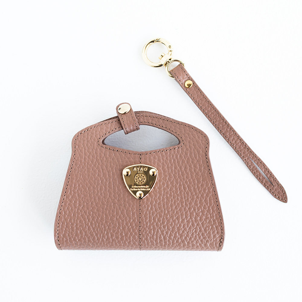 ATAOのアイコンバッグが小物が入るバッグチャームに！elvyチャーム