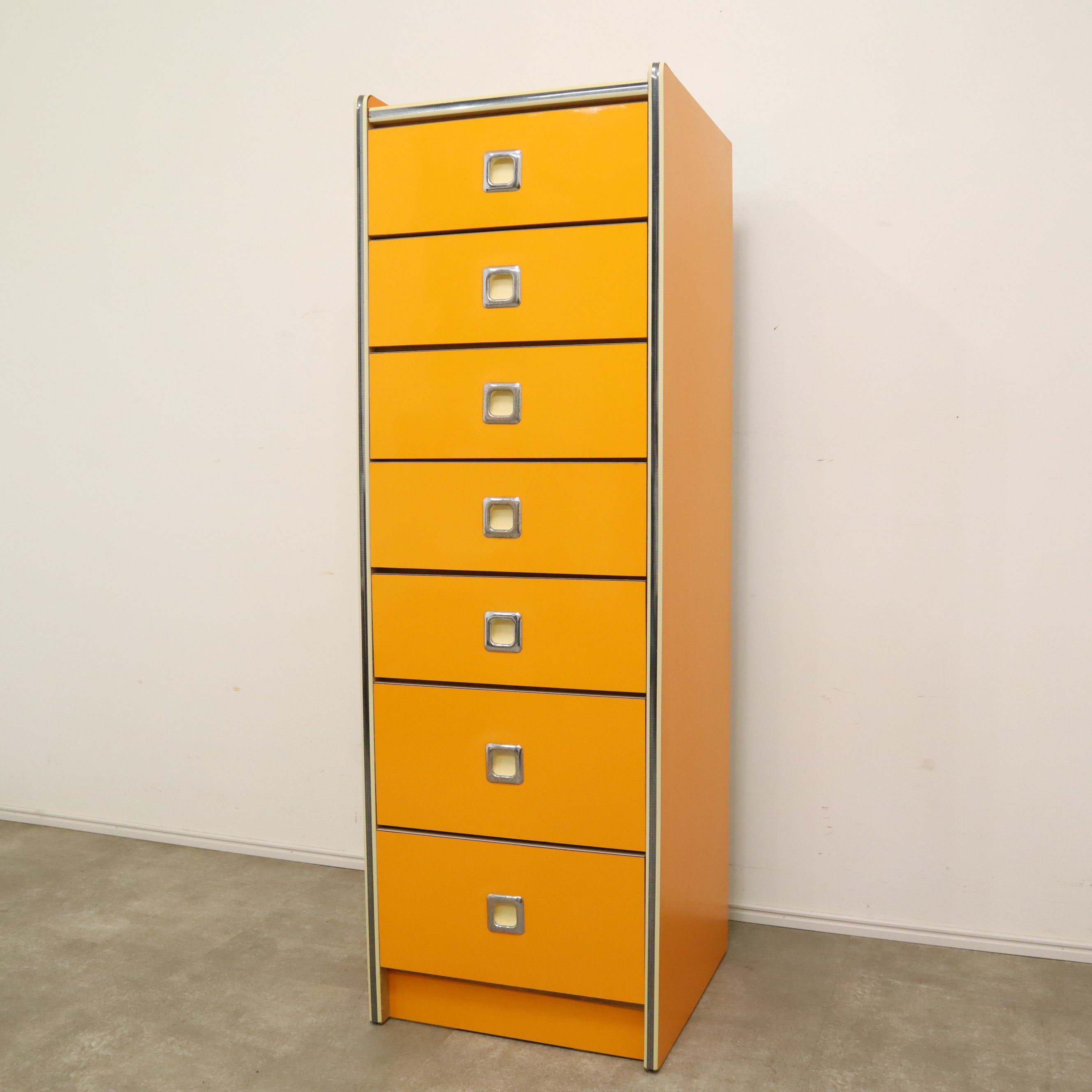 IMG_2319.jpg?v=1714963482&