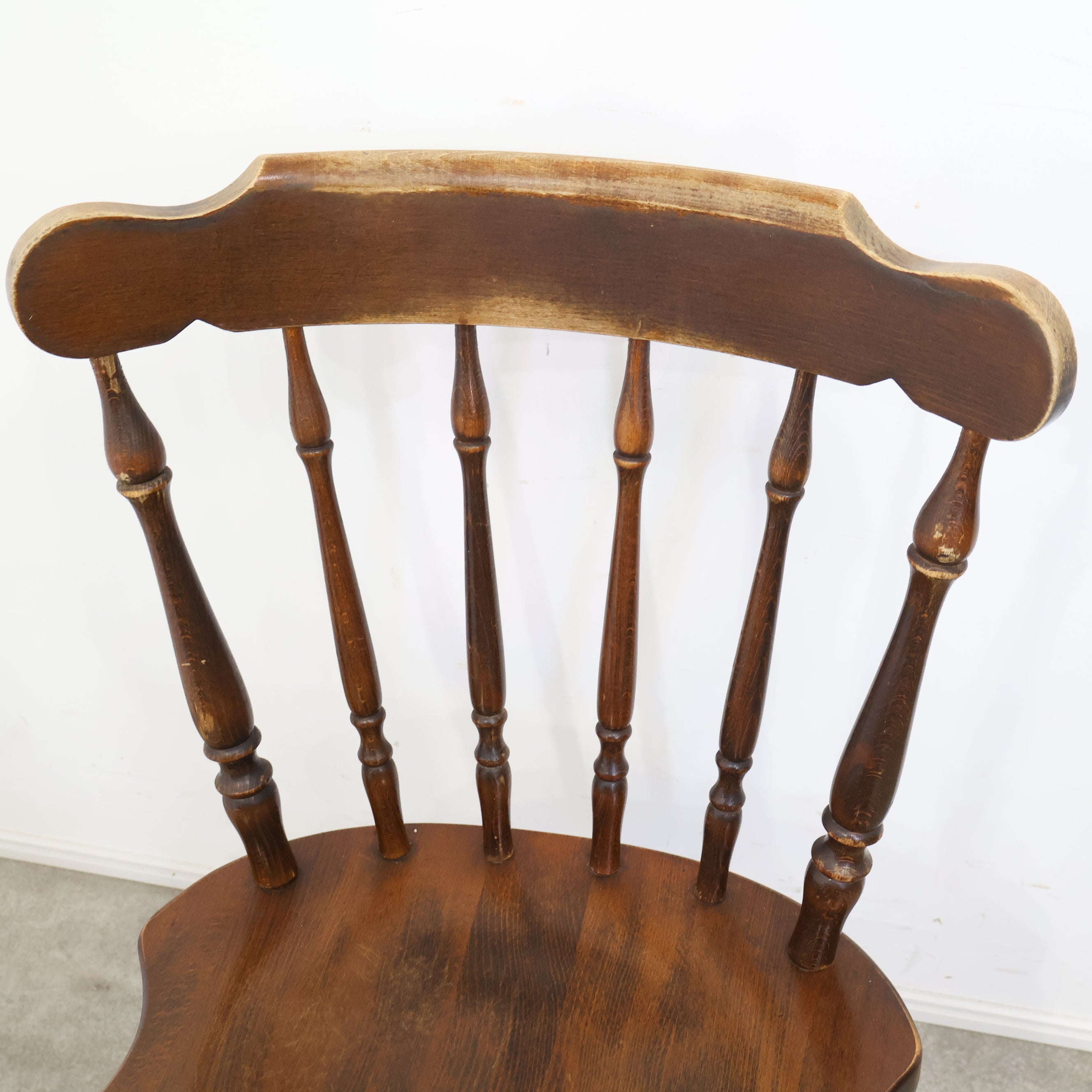 飛騨産業 キツツキマークのダイニングチェア No.2 – バナルオンライン