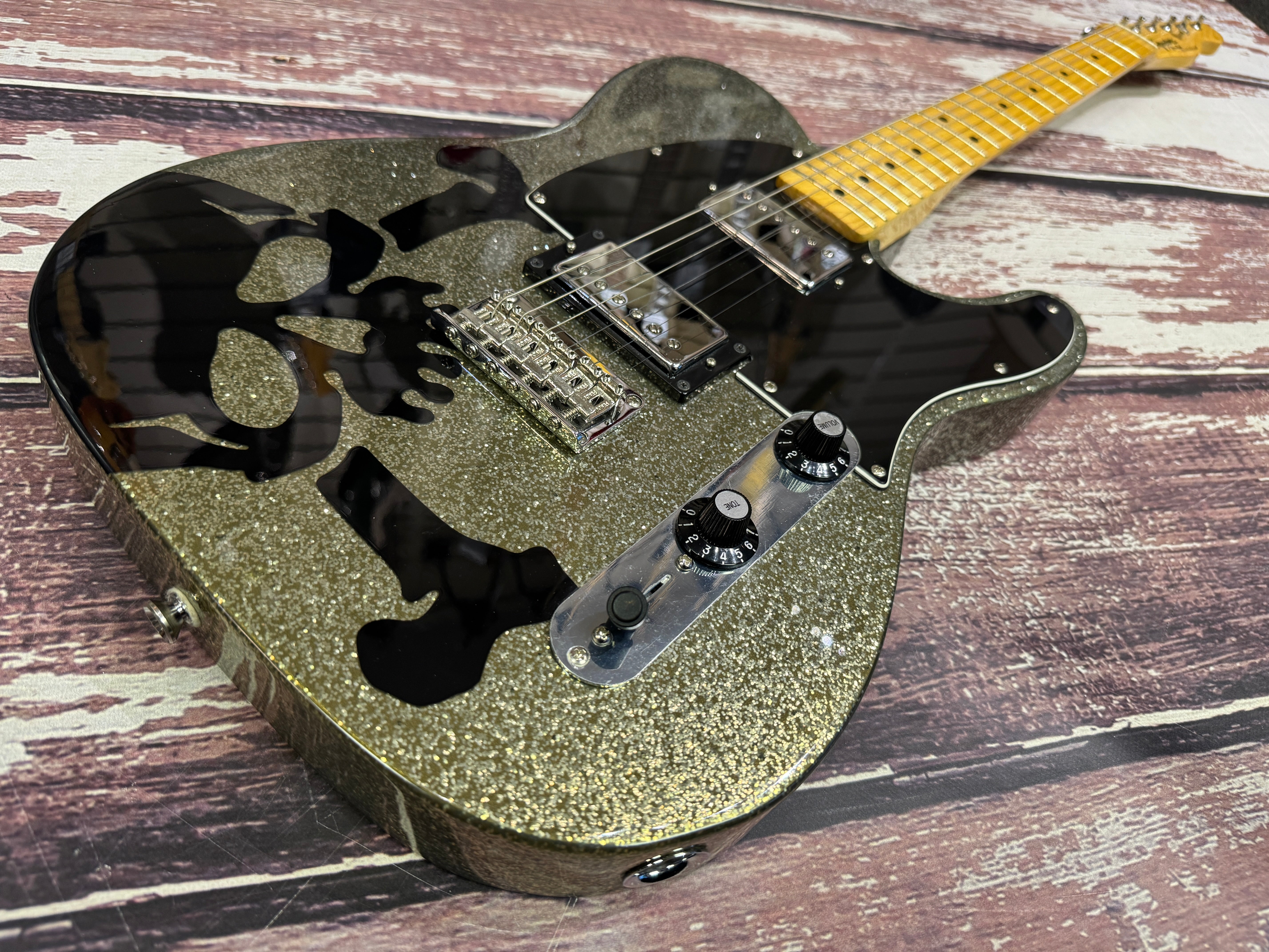 Squier Haruna - Scandal Signature Telecaster Silver sparkle