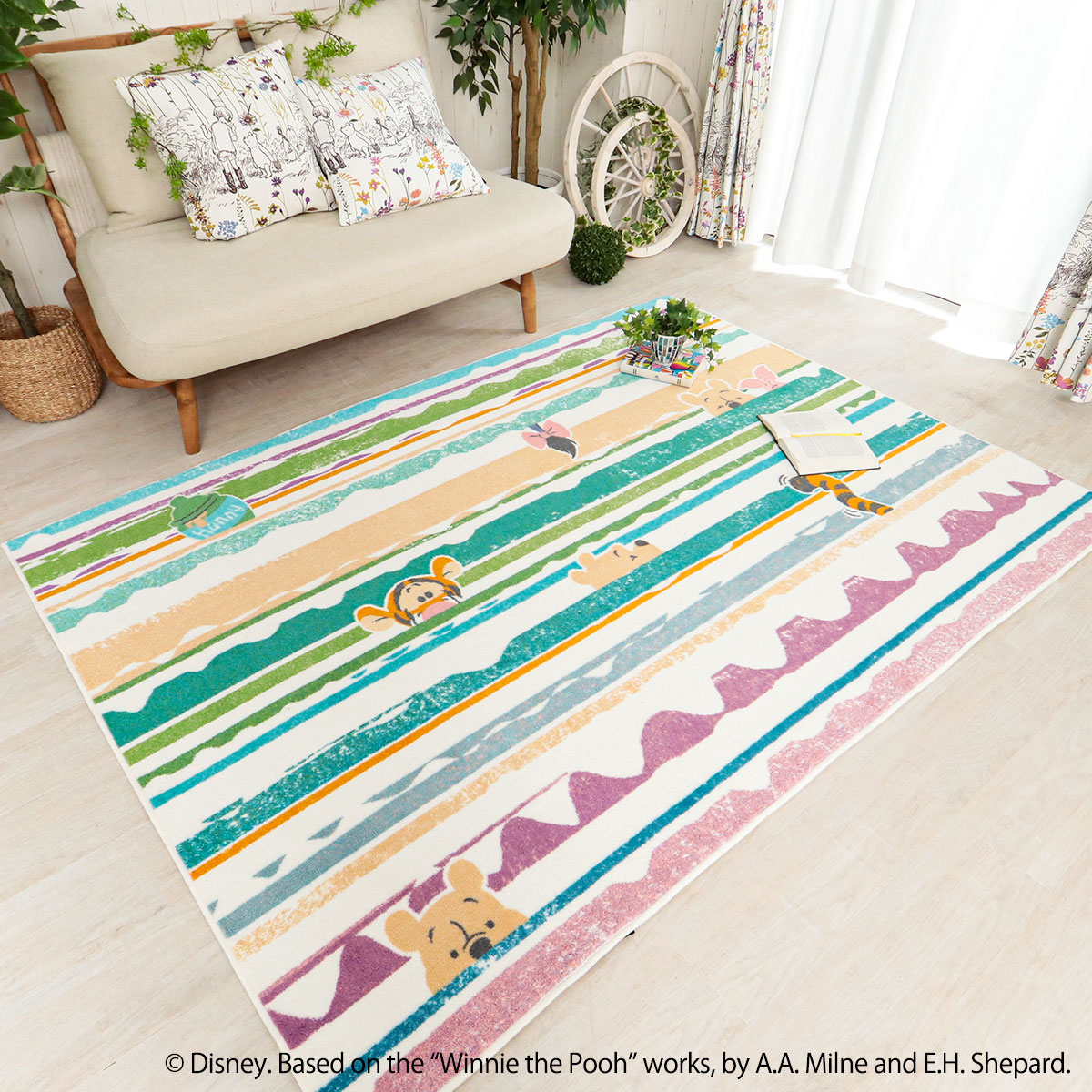 ディズニー プーさんと仲間たち 防炎・耐熱加工付き 『プー／ルック