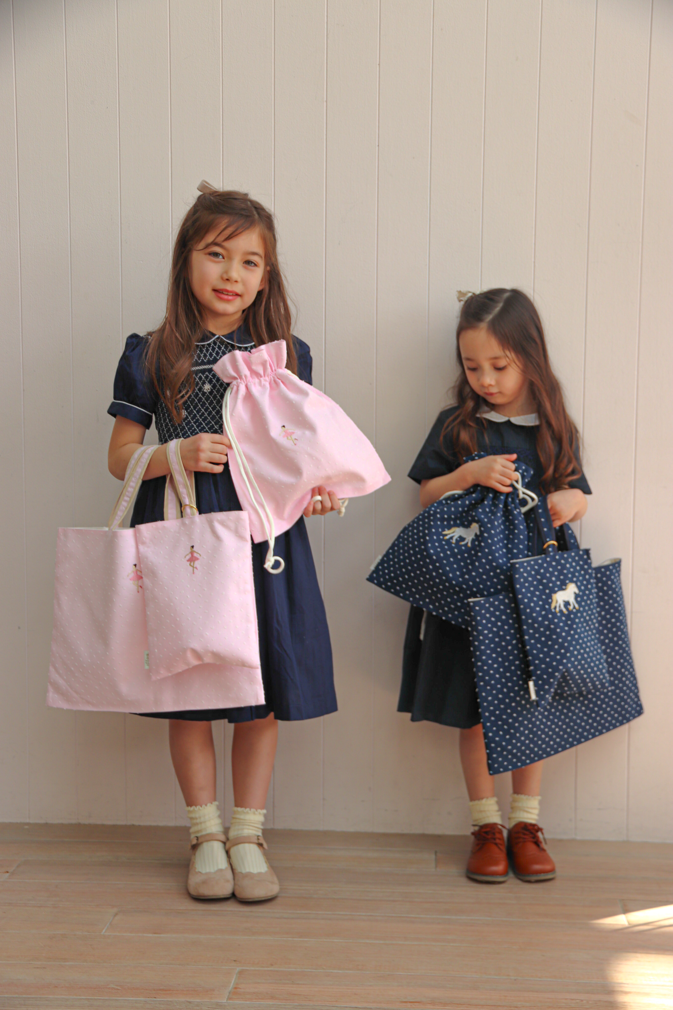 バレリーナ刺繍のレッスンバッグ/ミルキーピンク – bojji 公式