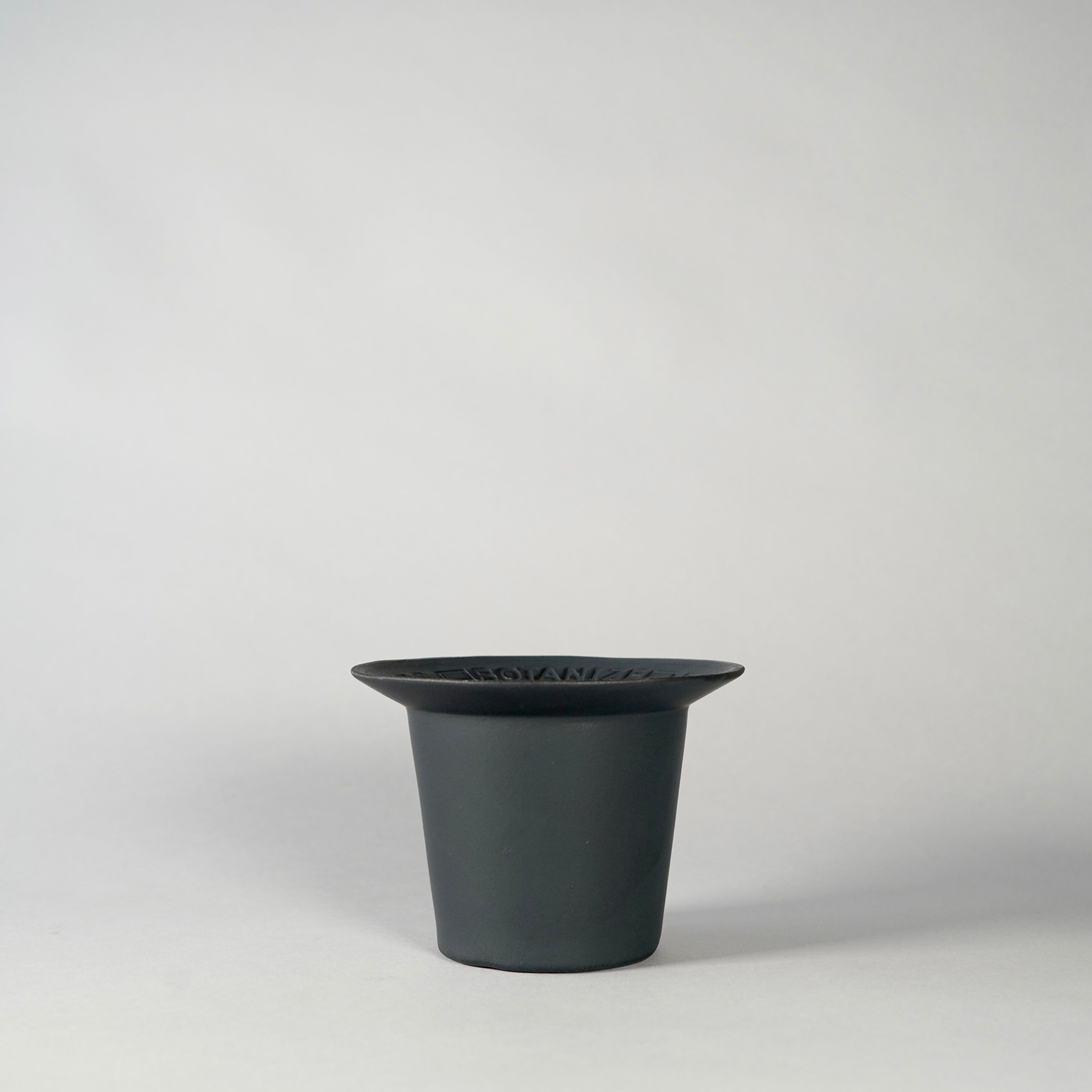 BOTANIZE original pot