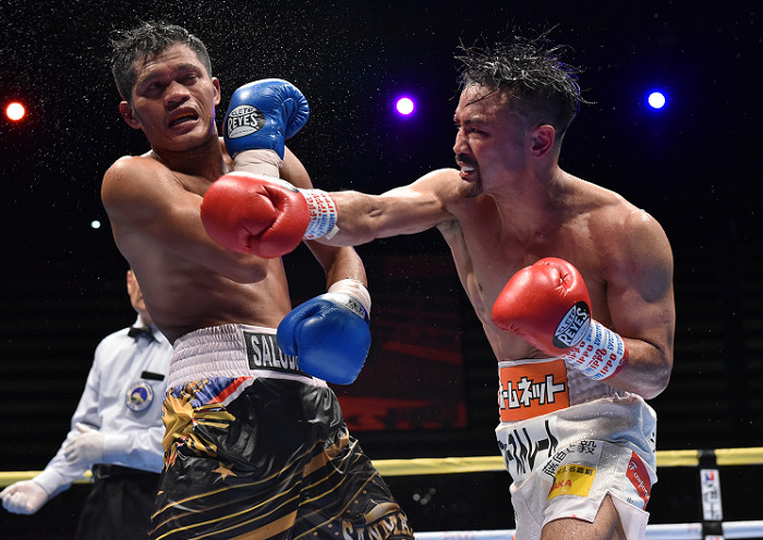 元世界王者の比嘉大吾、壮絶ダウン挽回の2-1勝ち、森武蔵は大差判定