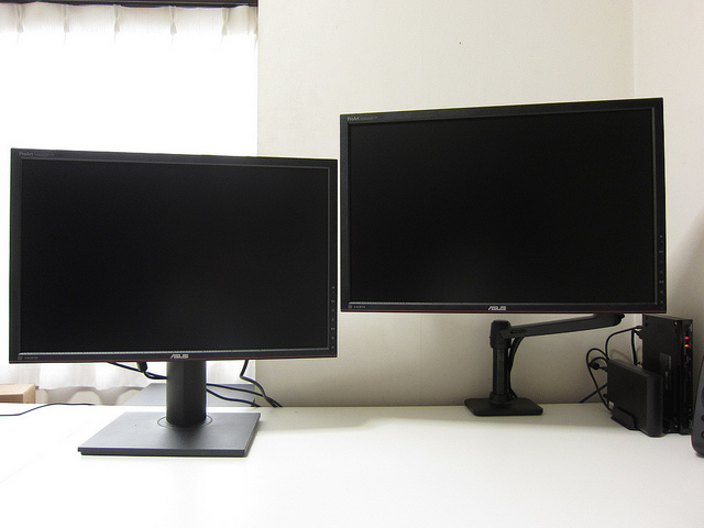 HP シングルモニターアーム』 レビュー ～Ergotron製の高性能アーム