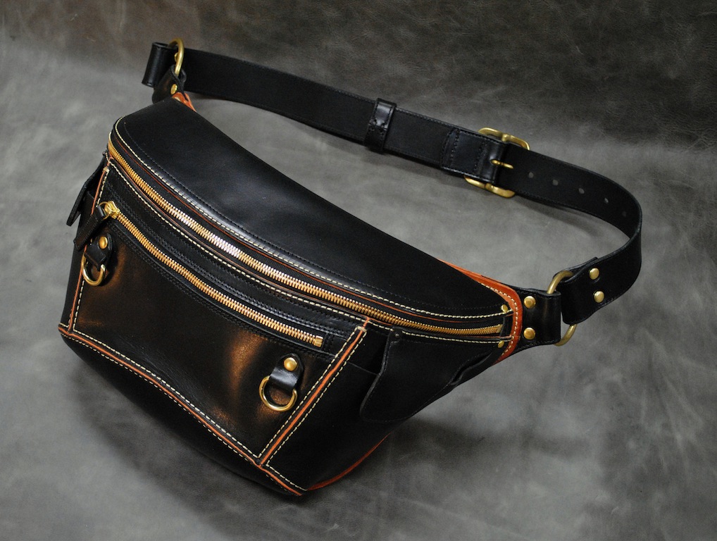 ボディバッグ オイルレザー - レザーバッグ・ヒップバッグ GAHO:我歩