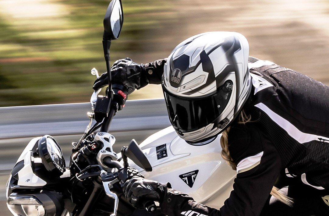 最軽量AGVヘルメットK6 Sにニューカラーが登場！【ULTRASONIC】