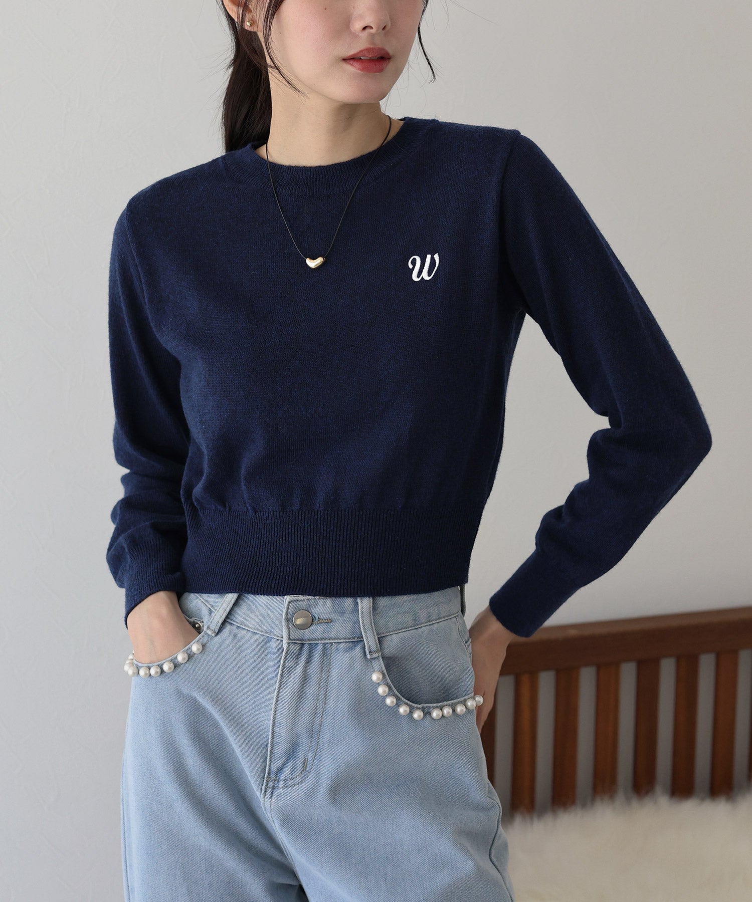 SALE】ワンポイント刺繍ニット – BLUE ONLINE