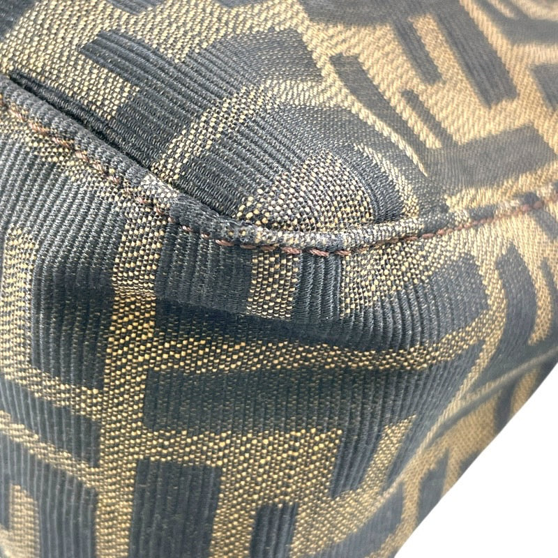 FENDI】フェンディ マンマバケット ショルダーバッグ ナイロン