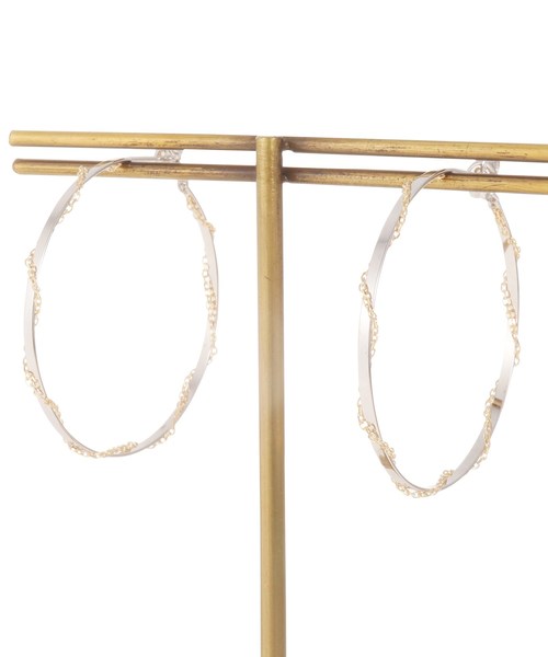 K10ラップチェーン フープピアス（YG×WG）小（ピアス（両耳用