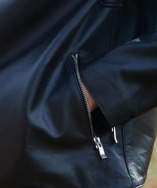 MAISON SPECIAL（メゾンスペシャル）の「2WAYアクティブシングル