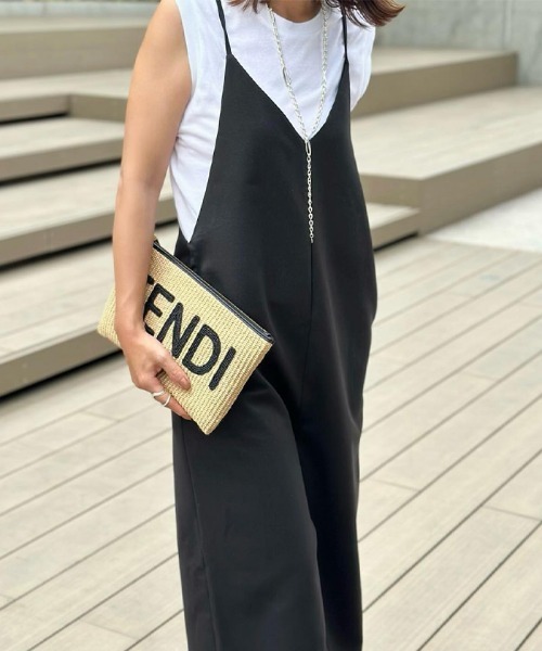 セール】【3サイズ展開】きれいめツイルワイドキャミサロペット