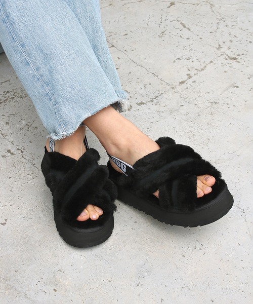 UGG（アグ）の「【UGG】アグ DISCO CROSS SLIDE ディスコ クロス