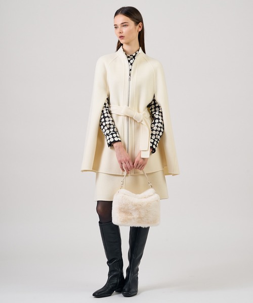 ANAYI（アナイ）の「シャルムビーバーミドルケープコート（その他