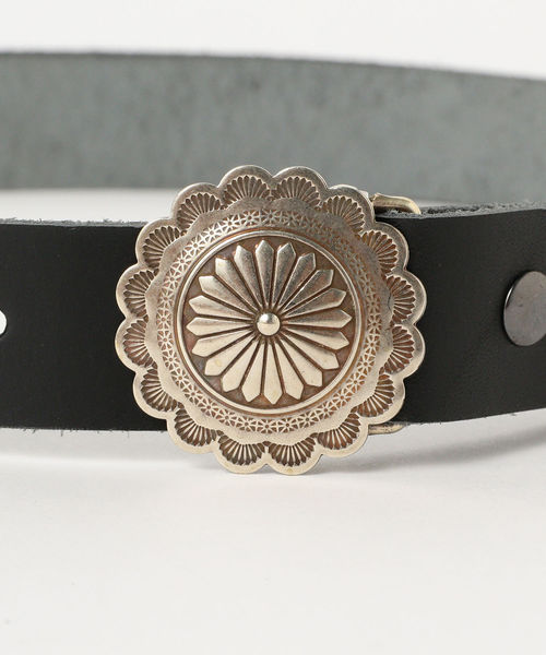 BEAMS BOY（ビームスボーイ）の「Arrow Novelty / コンチョ バックル