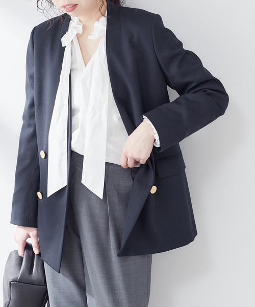 ヴィスポリーノ ノーカラーキンボタンジャケット（ノーカラー