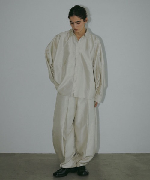 TOMOCO UNABARA × ETRE TOKYO】ウエストコードシャンタンカーブパンツ