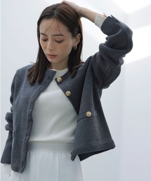 anuans（アニュアンス）の「ミドルレングススリットスリーブジャケット