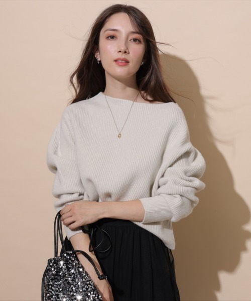 Apuweiser-riche（アプワイザーリッシェ）の「オフネックアクア