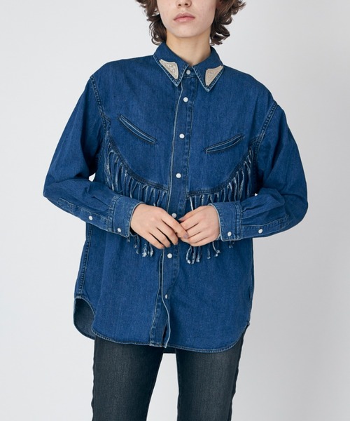 TOGA PULLA（トーガ プルラ）の「TOGA PULLA Denim fringe shirt