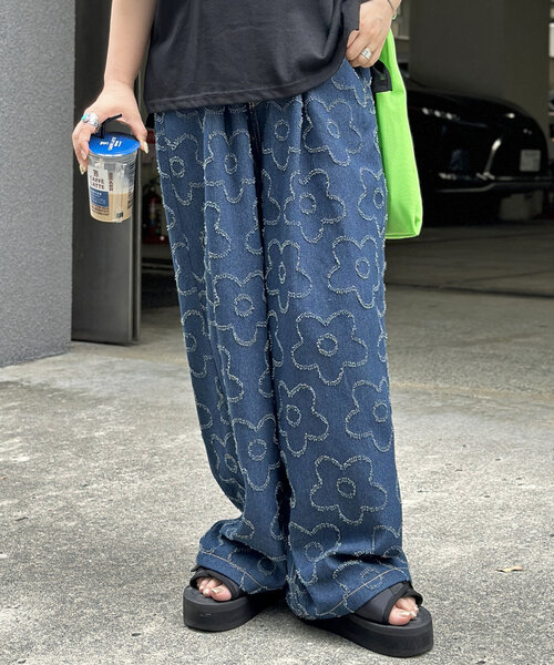 CPCM（シーピーシーエム）の「フラワージャガードデニムパンツ（デニム