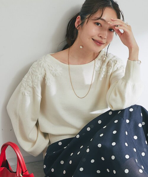 セール】【今すぐお届け！最強愛されニット】お花刺繍クロップドニット