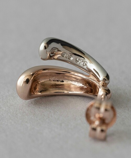 バイカラー ダブルライン ピアス（ピアス（両耳用））｜ete（エテ）の