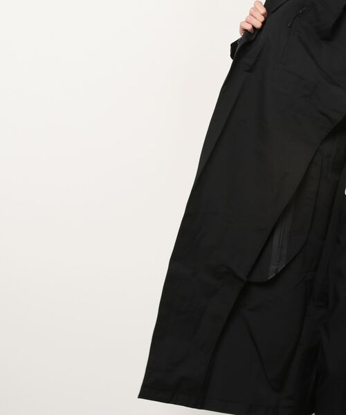 Y-3（ワイスリー）の「M CLASSIC DENSE WOVEN COAT（ダウンジャケット