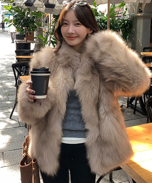 LAFFMO（ラフモ）の「スタンドカラーフェイクファーコート（その他