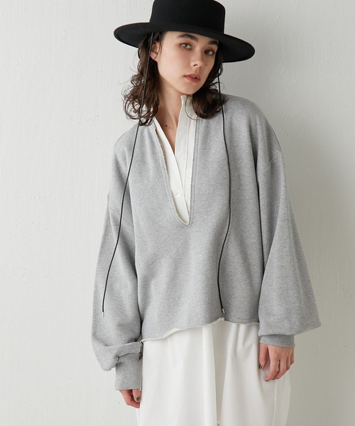 スウェットVネックプルオーバー2（スウェット）｜Whim Gazette