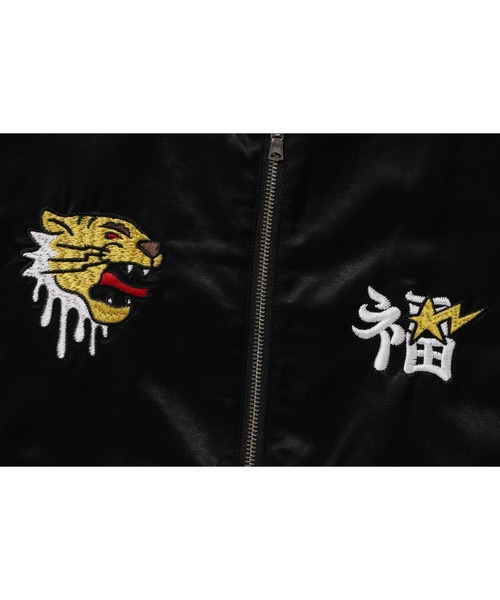 A BATHING APE（アベイシングエイプ）の「SATIN SOUVENIR JACKET