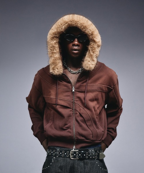 ANDER HUNK（アンダーハンク）の「Asymmetrical Switch Faux Fur