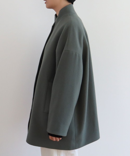 yuni（ユニ ）の「ウール スーパー100 スリットカラーショートコート